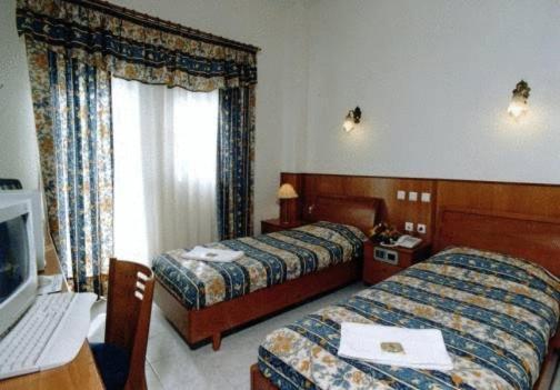 Hotel Diakonia Thessaloniki Zimmer foto